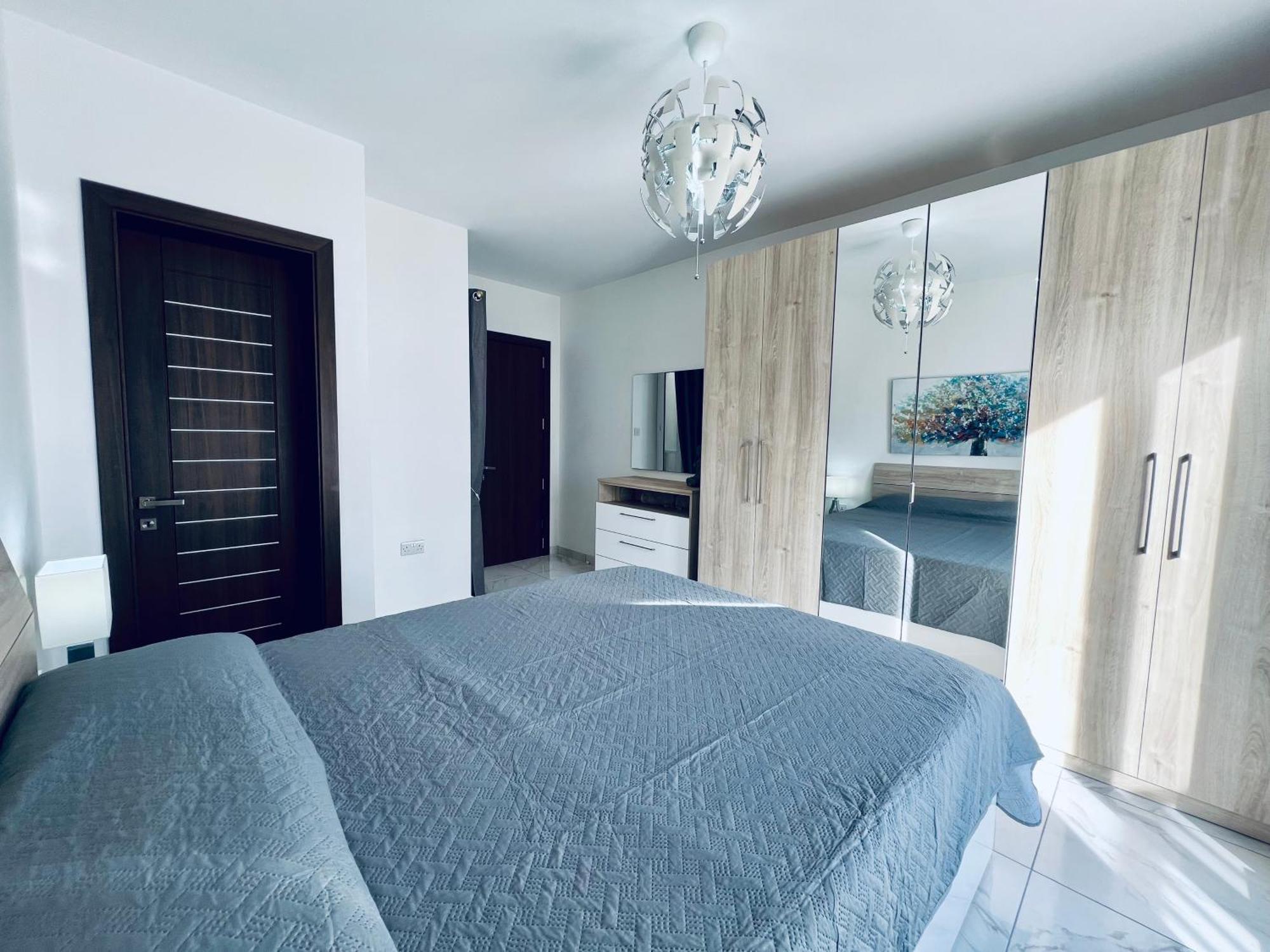 セント・ポールズ・ベイPoseidon Court Penthouse Superiorアパートメント エクステリア 写真